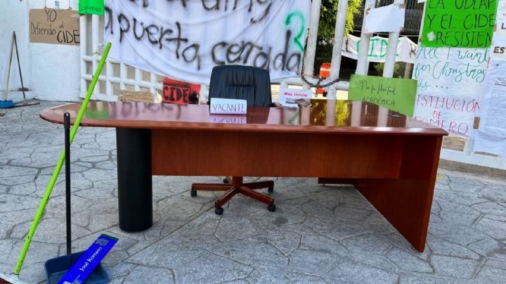 CIDE: Estudiantes evalúan cómo seguirán la lucha tras dejar instalaciones