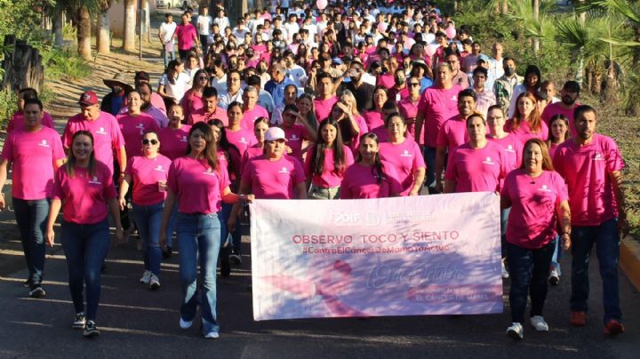 En Badiraguato realizan marcha contra el Cáncer de Mama