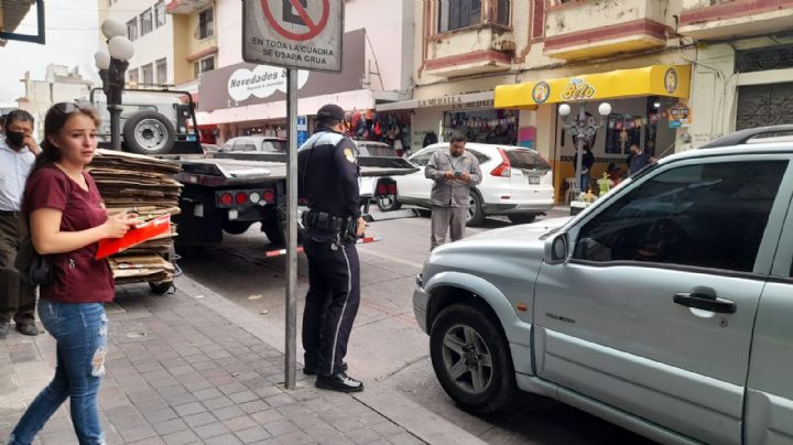 Inician operativo de tránsito para conductores que se estacionan en lugares prohibidos