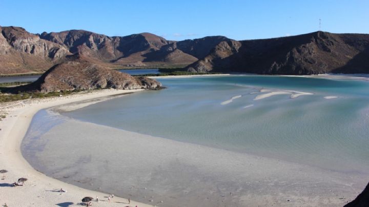 Playa Balandra: Bañistas ya pueden disfrutar del paradisíaco sitio, yates a la espera