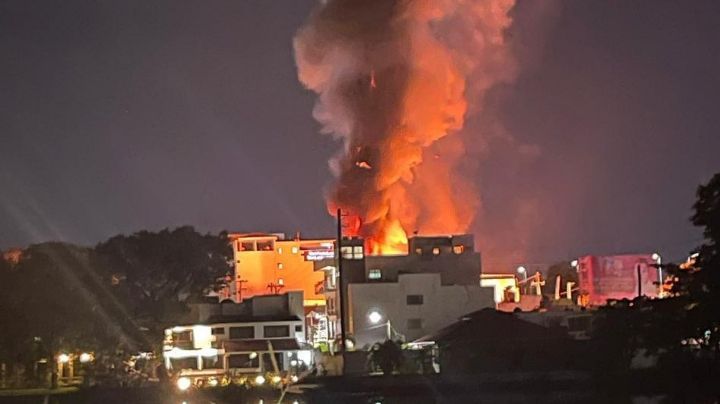 (VIDEO) Explota bodega de café, 40 casas y negocios resultaron afectados