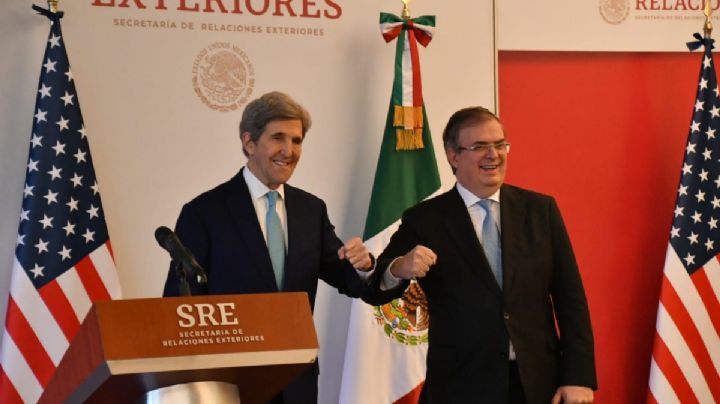 John Kerry pide a AMLO garantizar que reforma eléctrica respete el T-MEC