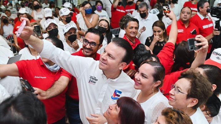 Esteban Villegas se compromete a otorgar mejores condiciones laborales a personal de salud