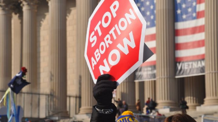 Revés al aborto en EU: filtran proyecto de la Corte que busca hacerlo ilegal