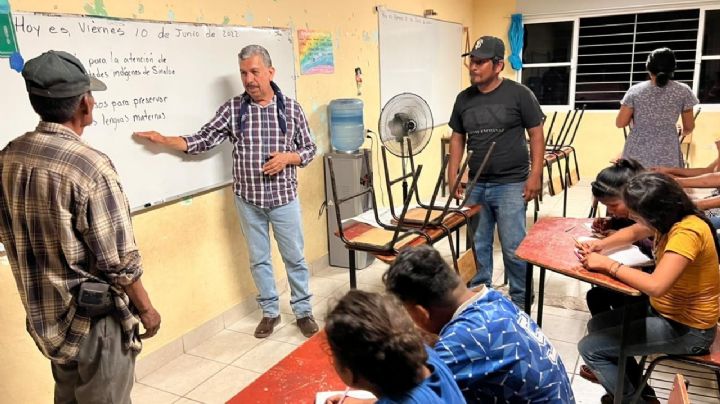 En Escuinapa enseñan Tepehuano para preservar lenguas maternas