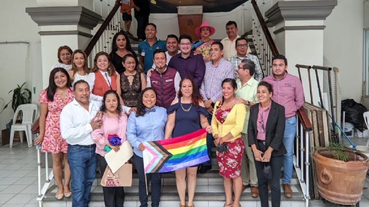 Celebran primer matrimonio igualitario tras su aprobación en Veracruz