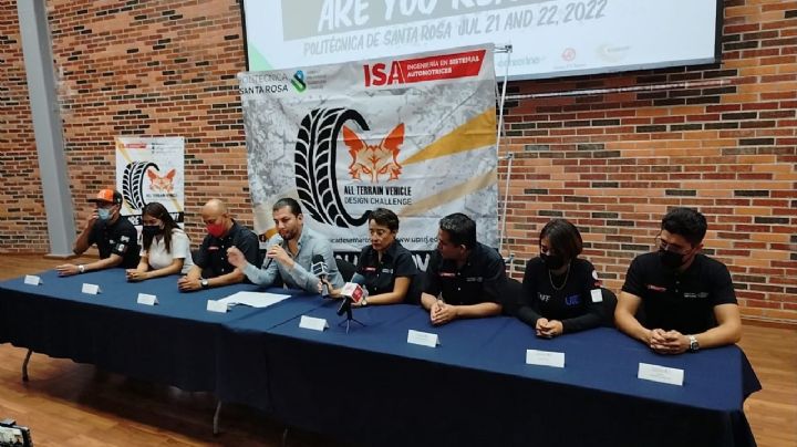 Anuncian la carrerra de autos todo terreno de universidades en Querétaro