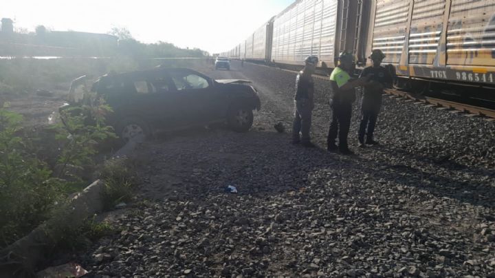 Mueren bebé y niña tras choque con el tren en García, NL