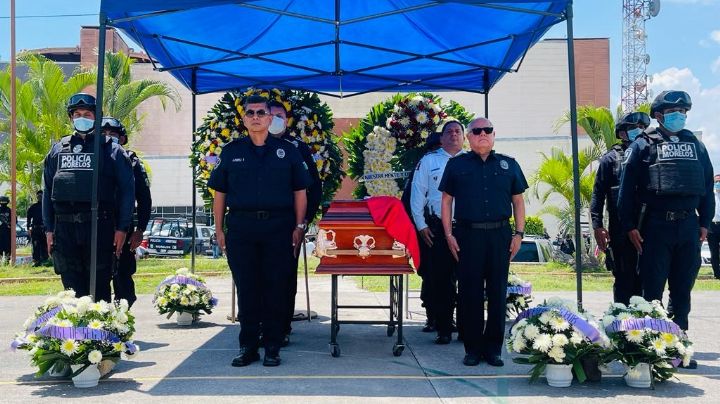 Caso Carlos Bildmart: rinden homenaje luctuoso a policía caído en Cuautla