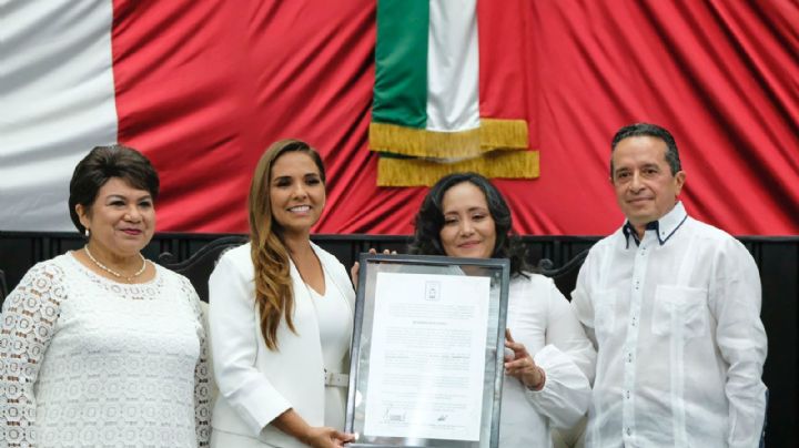 Congreso de Quintana Roo entrega Bando Solemne de gobernadora a Mara Lezama