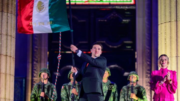 Samuel García da su primer Grito de Independencia en NL