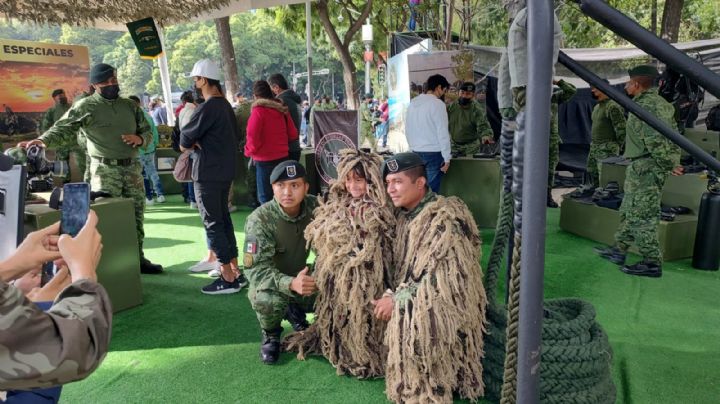 Desfile Militar: Niñas y niños viven la experiencia de ser 'soldados' por un día