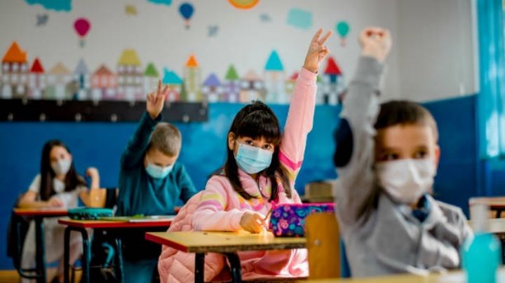 Uso de cubrebocas: USEBEQ recomienda seguir usando la mascarilla en salones de clases