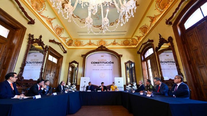 Samuel García conmemora el primer aniversario de la nueva Constitución de Nuevo León