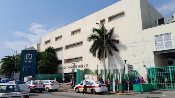 Y pasó de nuevo; cinco personas quedan atrapadas en elevador de IMSS Veracruz