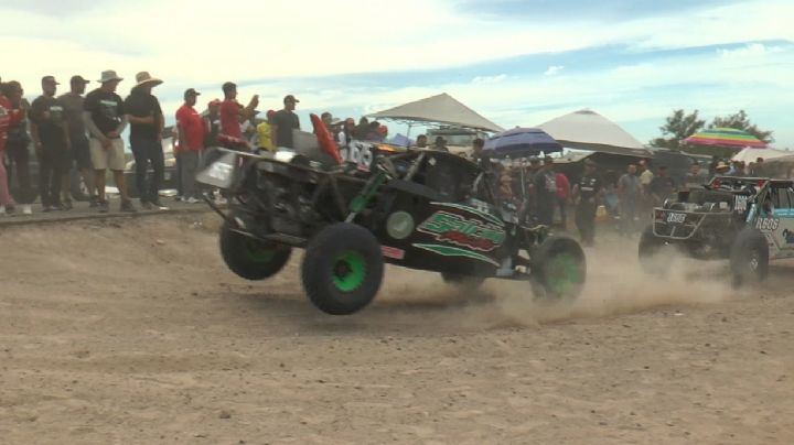 (VIDEO) Baja 1000: !Y arrancan! 338 vehículos todo terreno buscan la corona desde La Paz a Ensenada