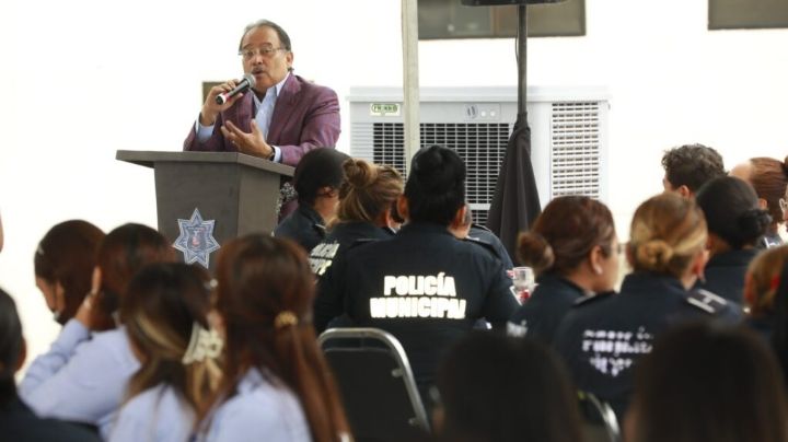 Mujeres policías reciben reconocimiento en NL