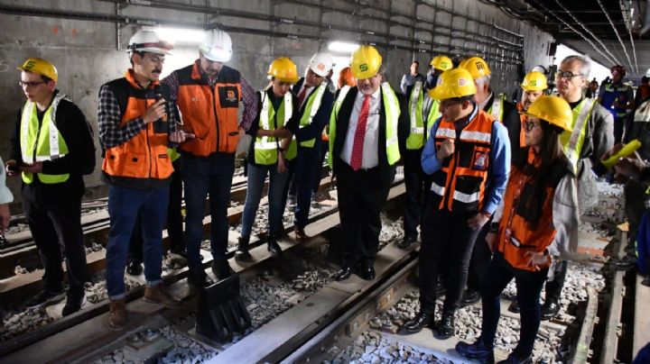 Supervisa Guillermo Calderón avances de la modernización de la Línea 1 del Metro