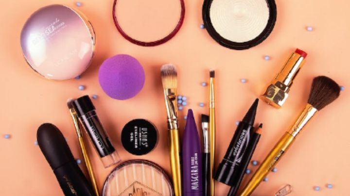 6 maquillajes waterproof con los que seguir perfecta incluso en la piscina o la playa