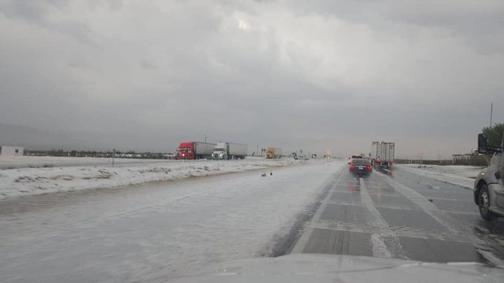 Lluvias en Nuevo León: se cubre de blanco carreteras por granizo