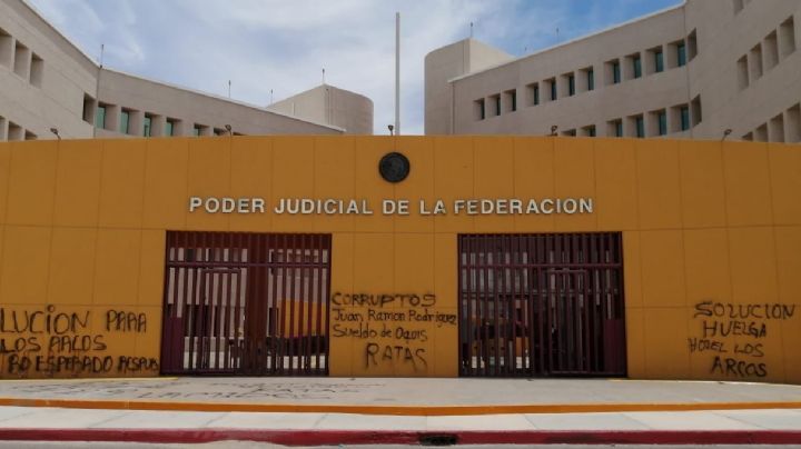 Día del trabajo 2023: vandalizan edificio del Poder judicial de la Federación en La Paz