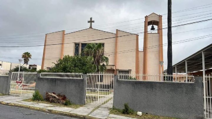 Abandonan a bebé en el baño de una iglesia en NL