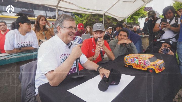 Marcelo Ebrard inauguró el torneo de futbol de “El Carnal del Barrio”