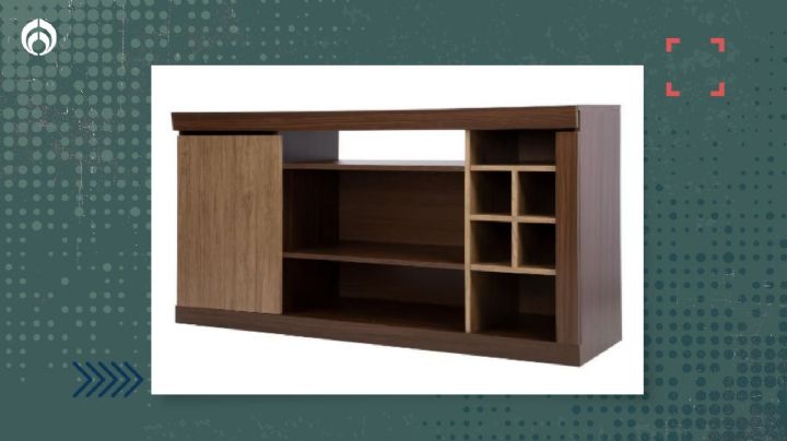 Suburbia tiene a precio de infarto este mueble para TV de madera con múltiples estantes