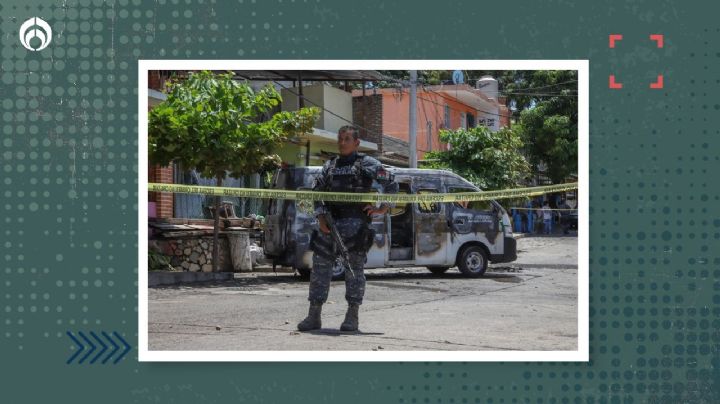 (VIDEO) Grupo anti-Familia Michoacana 'presume' armas del Ejército en Guerrero