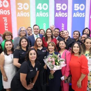 Gobernador de Coahuila reconoce a maestras y maestros