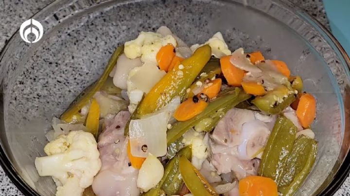 El truco fácil y rápido para preparar manitas de cerdo en escabeche y que te queden deliciosas