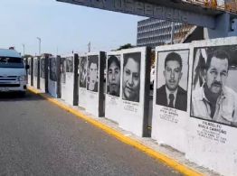 (VIDEO) Un nombre, un apellido y un rostro: inauguran mural de desaparecidos en Veracruz