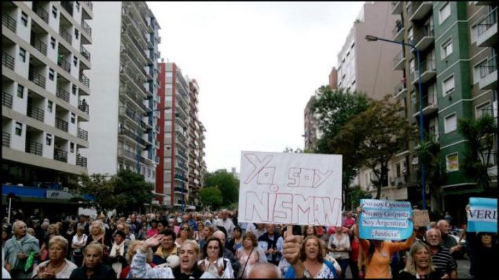 Muerte de fiscal argentino, bandera política de opositores. Con Óscar M Beteta