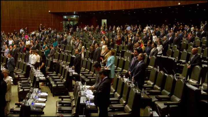 Aprueban diputados en comisiones Ley General de Aguas. Con Loret de Mola