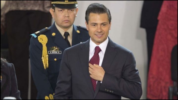 Cancela EPN entrevista con CNN y conferencia de prensa en Panamá. Con Loret de Mola