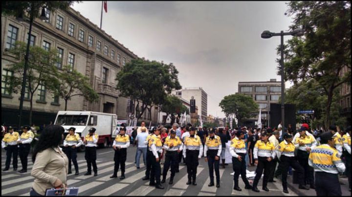 Marcha caravana de tribu Yaqui a la Suprema Corte de Justicia de la Nación