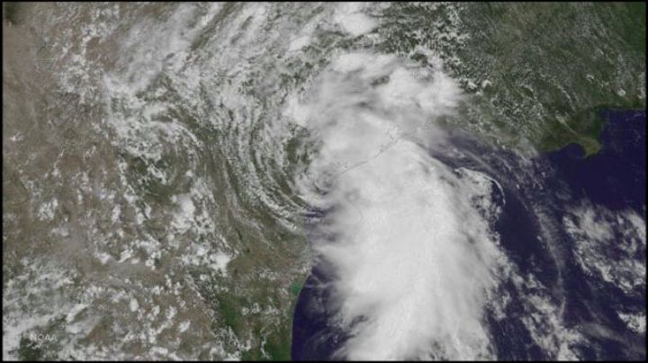 Se intensifica depresión tropical a tormenta Dolores en el Pacífico