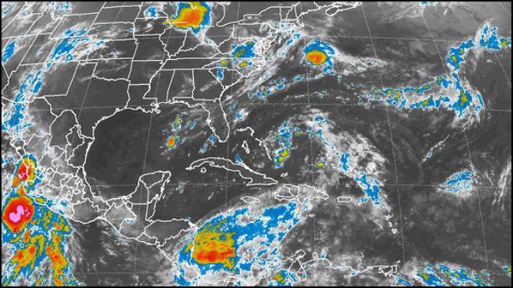 Se intensifica tormenta tropical Dolores en el Pacífico