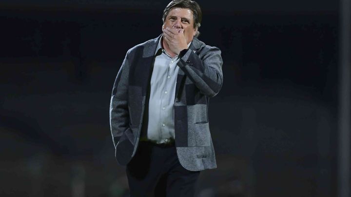 <a href="https://futbol.radioformula.com.mx/fuera-de-juego/miguel-herrera-america-salido-fiesta-confinamiento-pandemia/">Miguel Herrera habría asistido a una fiesta pese al confinamiento por la pandemia </a>