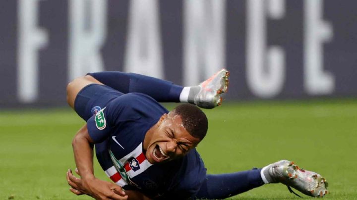 <a href="https://futbol.radioformula.com.mx/internacional/kylian-mbappe-paris-saint-germain-lesion-ligue-1/">Kylian Mbappé se lesiona con el PSG y enciende las alarmas en el equipo </a>