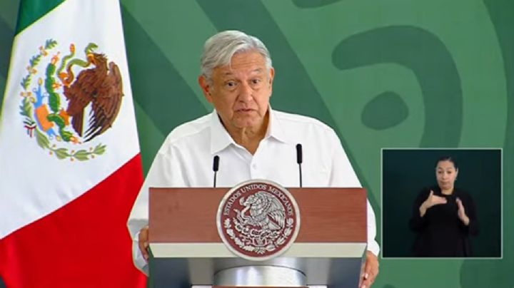 Hombres armados detienen a periodistas durante gira de AMLO