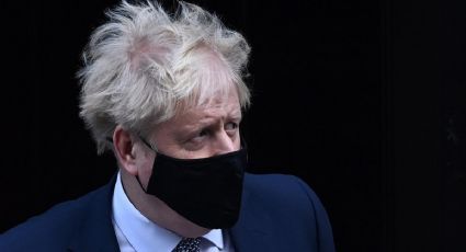 Boris Johnson se disculpa por ir a fiesta en pleno confinamiento