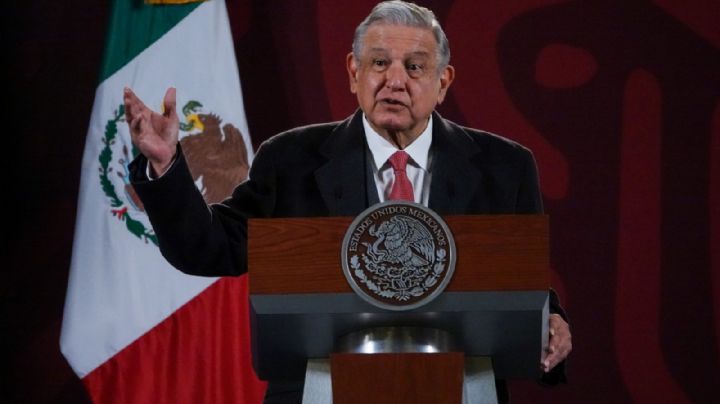 AMLO explica desaparición del Indesol: era para "saquear" dinero