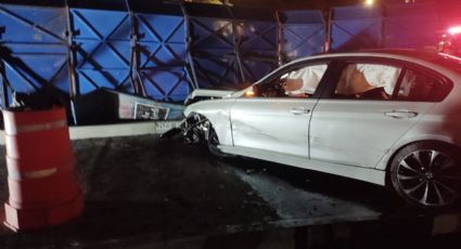 ¡Oootra vez! Auto choca contra la Glorieta del Ahuehuete en CDMX