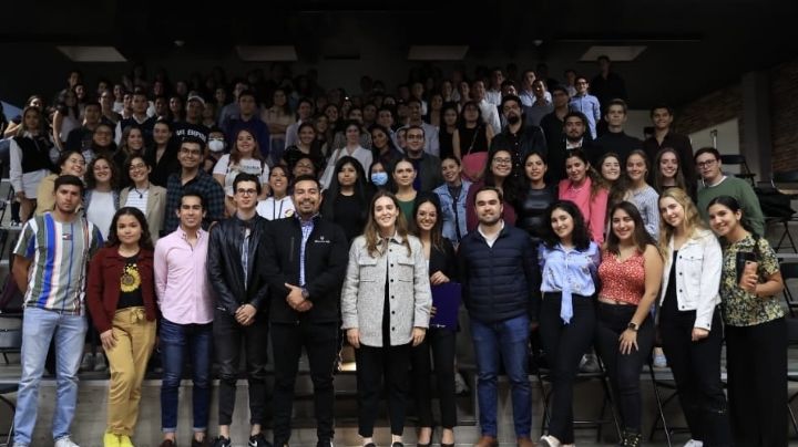 Su primer empleo buscan más de 300 jóvenes; los capacitan y vinculan