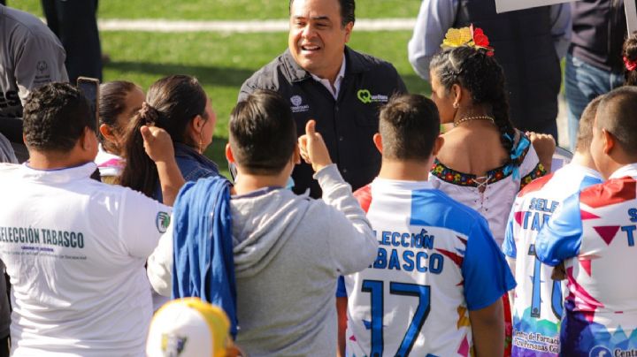 "Pequeños gigantes"; arrancó torneo de inclusión Gallos Smiling