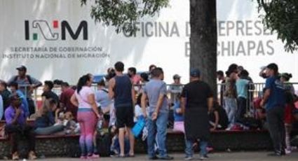 Miles de migrantes saturan estación migratoria en la frontera de Tapachula, Chiapas