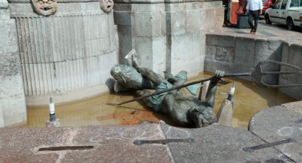 Caso "Fuente de Neptuno": Alcalde reprueba actos vandálicos que derribaron la famosa escultura