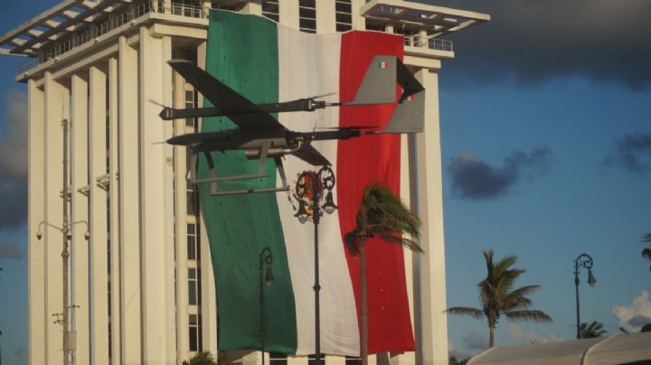 (Fotos) Aniversario 201 de la Marina: Imponente desfile Naval-Militar, en el puerto de Veracruz