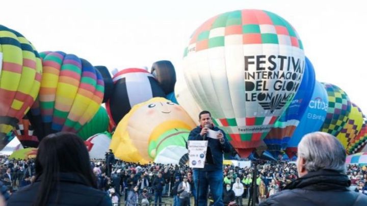 Festival Internacional del Globo: Figura de "Elvis Presley" entre otros, en esta colorida fiesta